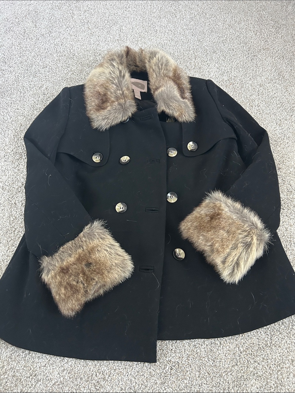 NWOT Forever 21 Black Double-Breasted Pea Coat with Faux Fur Trim